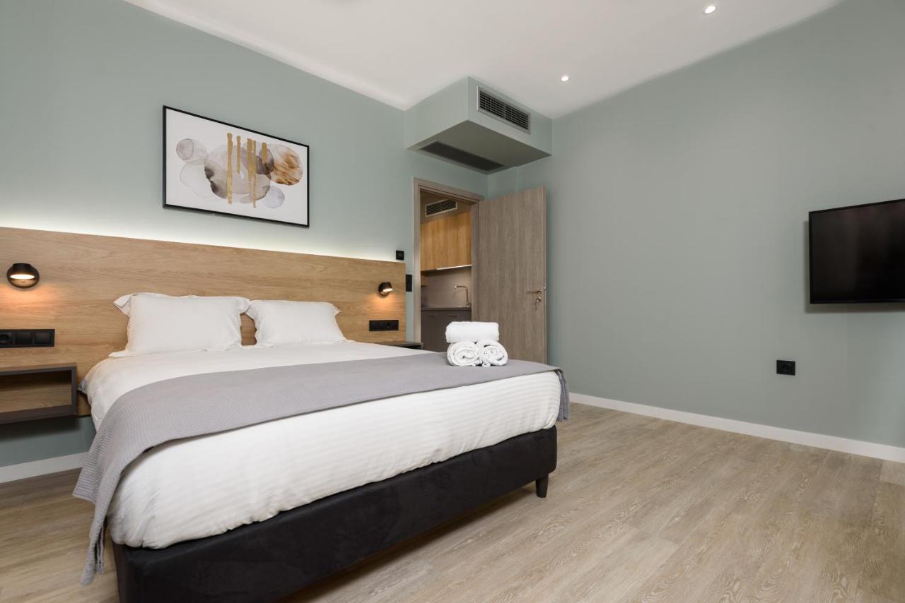 Crossroads Athens By Yha Appartement Buitenkant foto